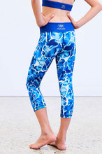 Load image into Gallery viewer, Ocean Lights Capri Leggings - Koa Kids Activewear